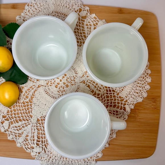 Vintage Pyrex Green Flower Mugs Set of 3 - Picture 3 of 7